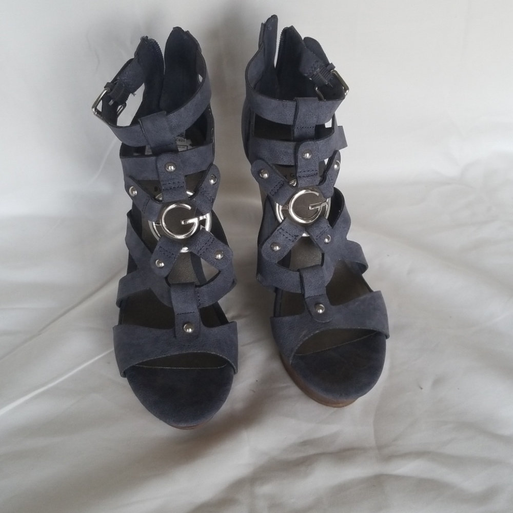Guess wedges
